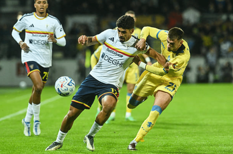 Full Match: Frosinone vs Lecce (00:30 – 30/10)